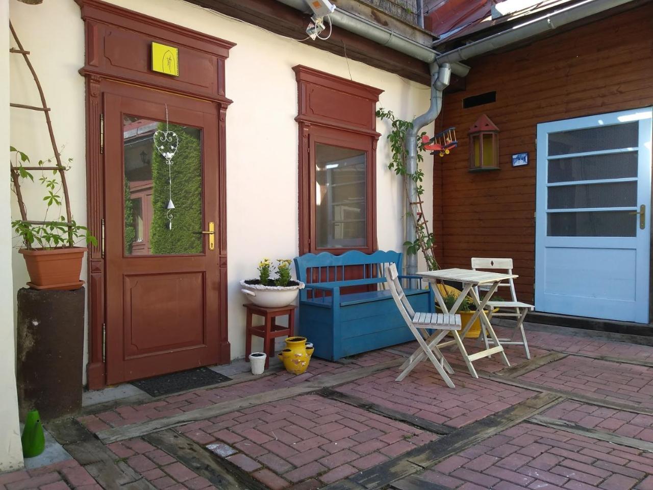 Apartman Na Zlatom Dvore Банска-Штьявница Экстерьер фото